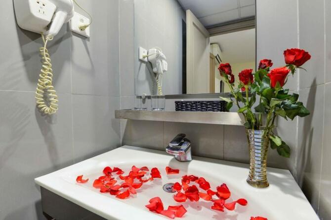 Ben Thanh Market - Hotel Premium Ho Şi Min Dış mekan fotoğraf
